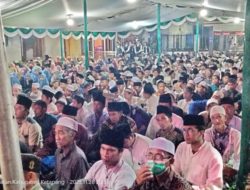 KH. Sa’ad Daraoin isi ceramah Tabligh Akbar Sungai Sirih