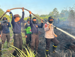 WASPADA KARHUTLAH HIMBAUAN PERSONIL DITSAMAPTA POLDA KALBAR KEPADA WARGA MASYARAKAT RASAU JAYA